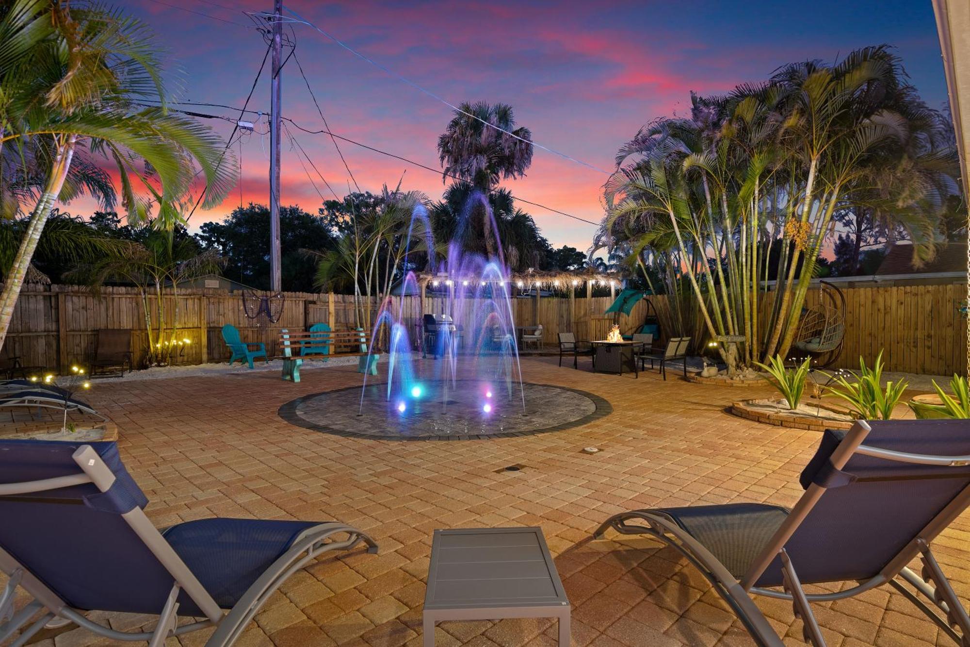 Coastal Villa W Amazing Courtyard - Splash Pad! Sarasota Zewnętrze zdjęcie