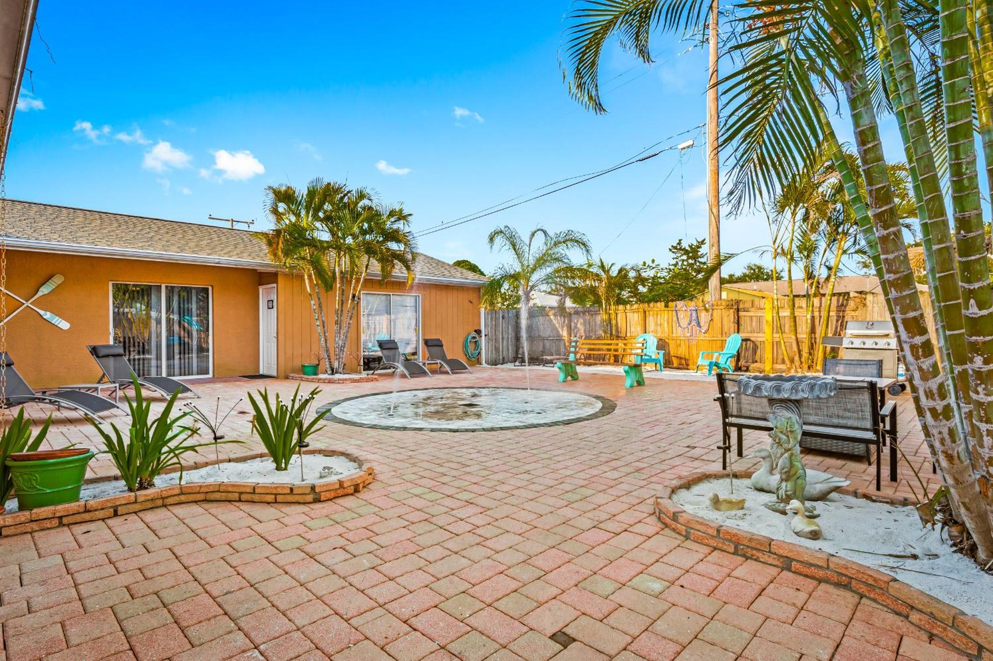 Coastal Villa W Amazing Courtyard - Splash Pad! Sarasota Zewnętrze zdjęcie
